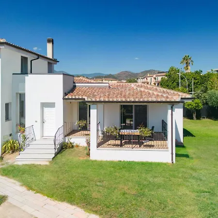 Hébergement de vacances The White *